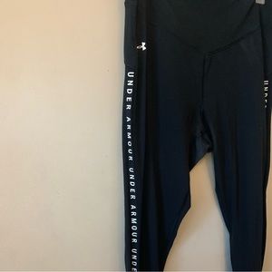 Woman’s under armor leggings